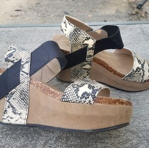 Ladies Wedge sandal